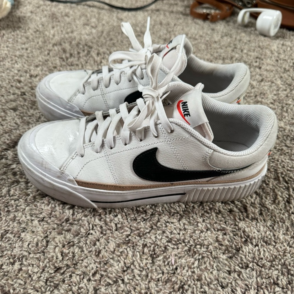 Nike Court Legacy Lift Size 8
